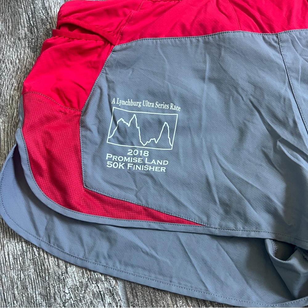 Patagonia Strider Pro Running Shorts. Red and Gray. Women’s Size M - Picture 3 of 13